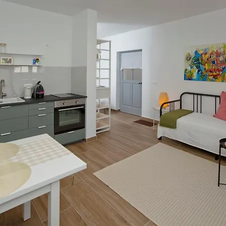 Apartment Dinko Hvar Town